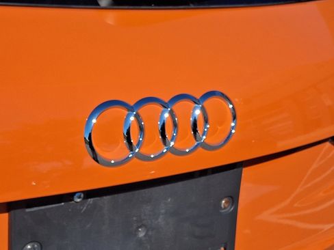 Used 2024 Audi Q3 2.0T Premium image 31