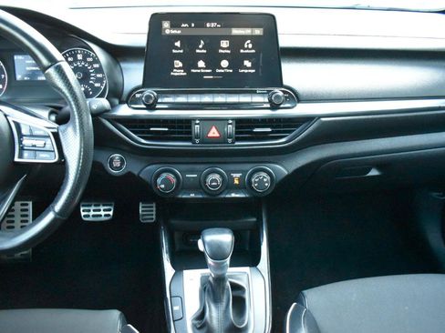 Used 2020 Kia Forte GT-Line FWD image 19