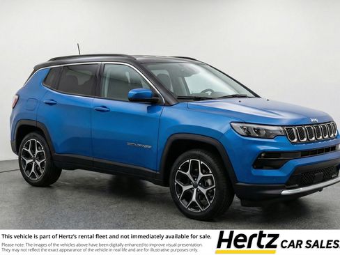 Used 2025 Jeep Compass Limited image 1