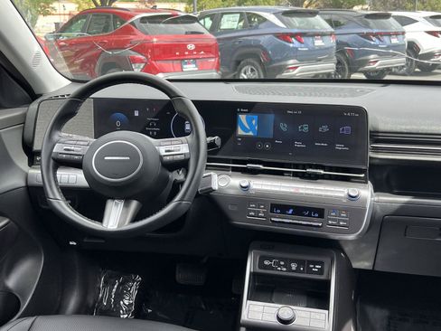 Used 2026 Hyundai Kona SEL Premium AWD/4WD image 23