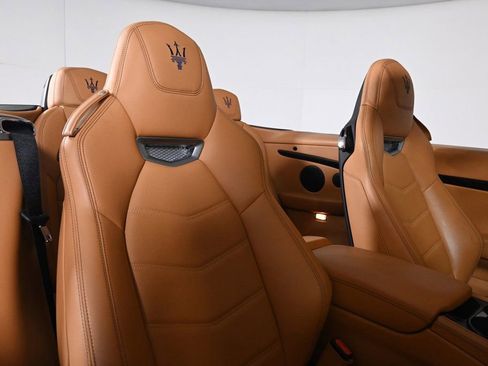 Used 2019 Maserati GranTurismo Sport image 15