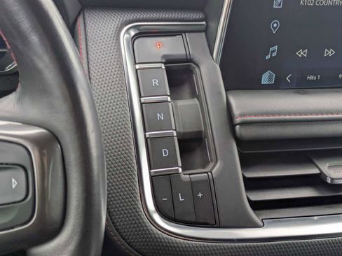 Used 2022 Chevrolet Tahoe RST w/ Luxury Package image 31