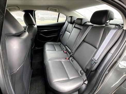 Used 2023 MAZDA MAZDA3 s image 24