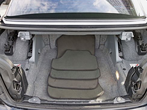 Used 2008 BMW 335i Convertible image 30