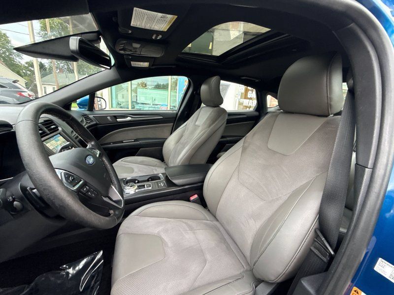 Used 2018 Ford Fusion Sport w/ Equipment Group 401A AWD/4WD image 12