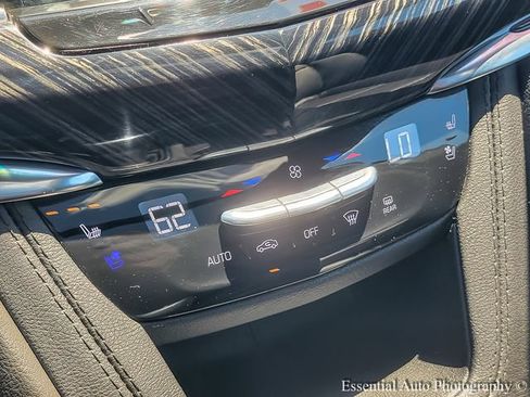 Certified 2024 Cadillac XT6 Premium Luxury w/ LPO, Floor Liner Package AWD/4WD image 18