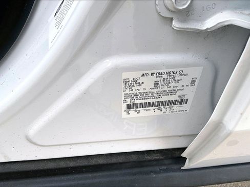 Used 2022 Ford Maverick XL image 36