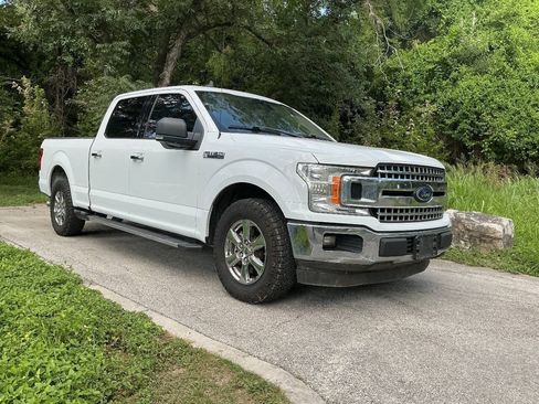 Used 2020 Ford F150 XLT w/ Equipment Group 302A Luxury RWD image 2