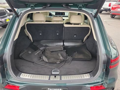 Used 2023 Genesis GV70 2.5T w/ Cargo Package image 9