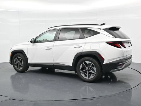 Used 2025 Hyundai Tucson SEL FWD image 5