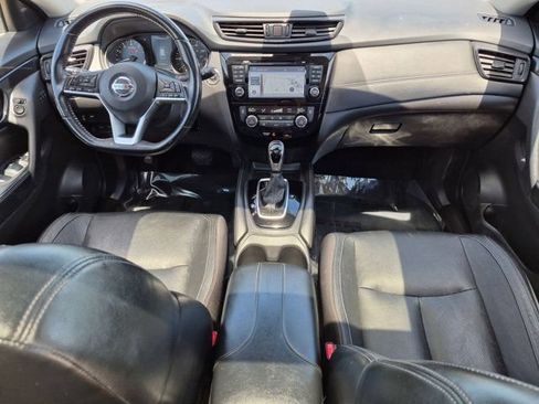 Used 2017 Nissan Rogue SL w/ SL Premium Package AWD/4WD image 13