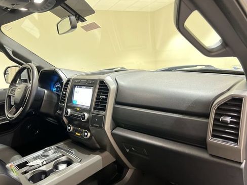 Used 2019 Ford Expedition XLT RWD image 26