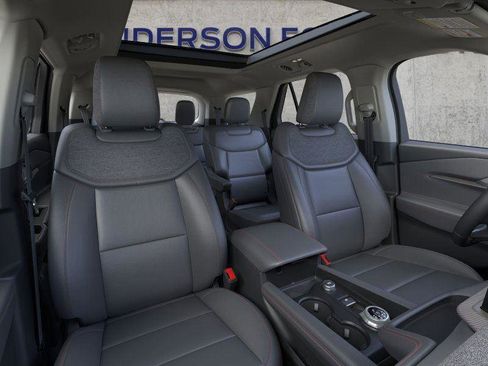 New 2026 Ford Explorer Active w/ Active Comfort Package AWD/4WD image 10