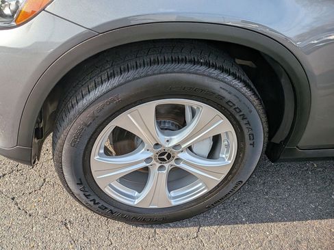 Used 2017 Mercedes-Benz GLC 300 4MATIC image 10