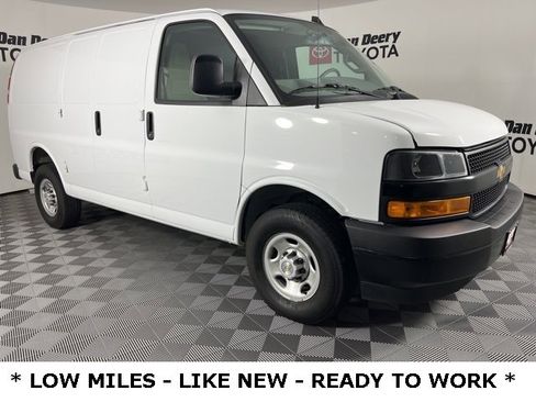 Used 2024 Chevrolet Express 2500 image 1