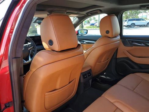Certified 2025 Cadillac CT5 V RWD image 34