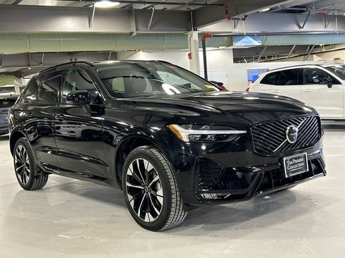 Used 2026 Volvo XC60 B5 Plus w/ Protection Package Premier image 1