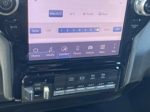 New 2025 RAM 2500 Tradesman image 21