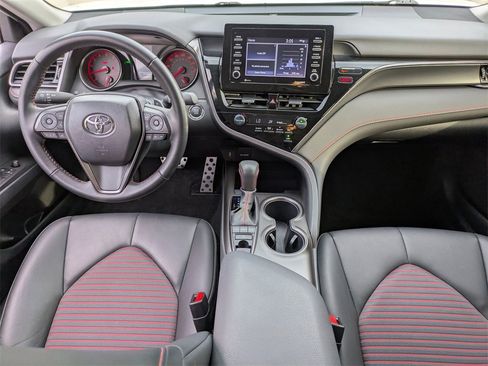 Used 2023 Toyota Camry XSE image 12