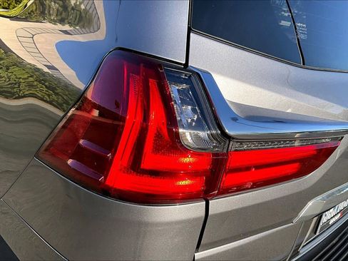 Used 2019 Lexus LX 570 4WD image 28