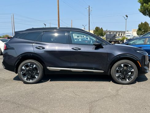 New 2026 Kia Sportage SX AWD/4WD image 3