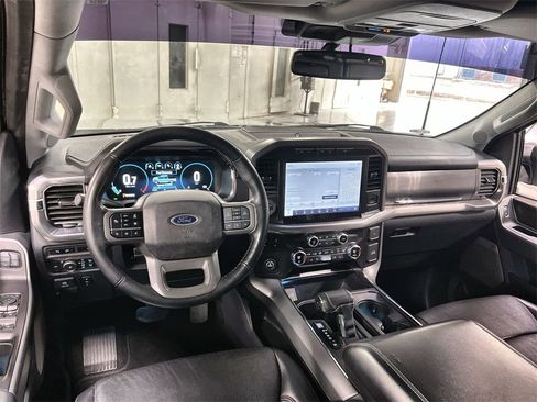 Used 2021 Ford F150 Lariat image 19