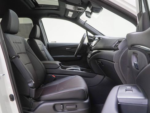 New 2026 Honda Ridgeline Black Edition image 39