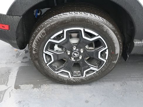 New 2025 Ford Bronco Sport Outer Banks image 12