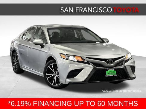 Certified 2018 Toyota Camry SE FWD image 7