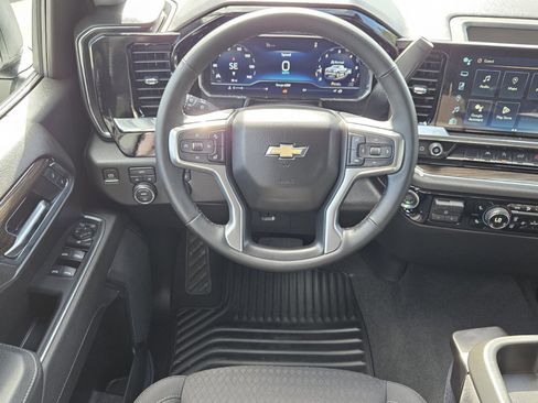 New 2025 Chevrolet Silverado 1500 LT AWD/4WD image 5