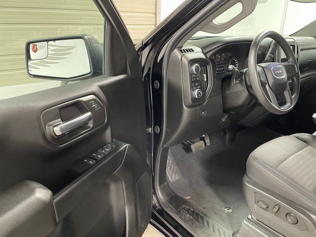 Used 2024 GMC Sierra 1500 Pro w/ Graphite Edition AWD/4WD image 10
