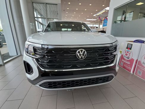 New 2026 Volkswagen Atlas Cross Sport SE AWD/4WD image 3