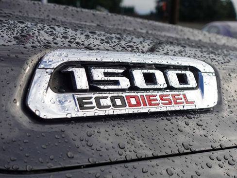 Used 2022 RAM 1500 Laramie image 5