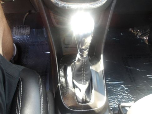 Used 2015 Buick Encore FWD image 25