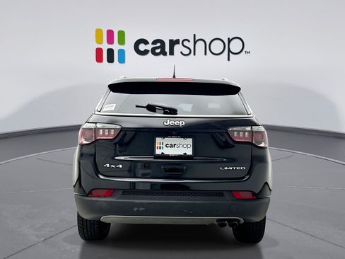 Used 2018 Jeep Compass Limited w/ Navigation Group AWD/4WD image 4