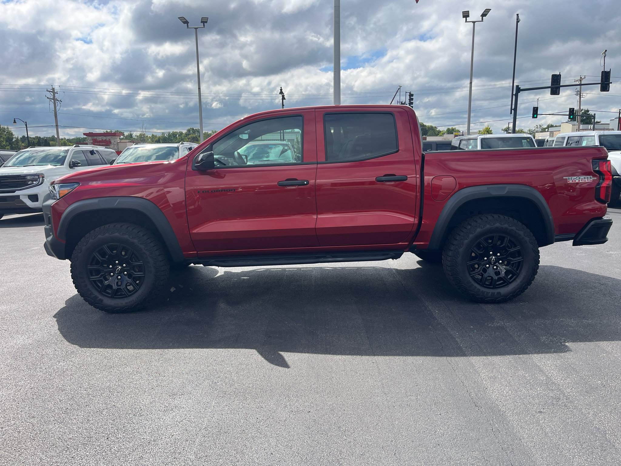 Used 2024 Chevrolet Colorado Trail Boss w/ Advanced Trailering Package AWD/4WD image 4