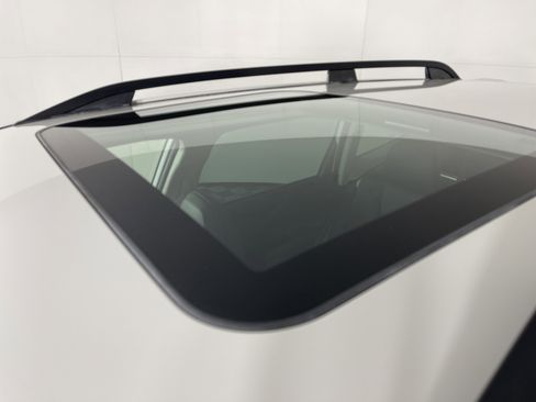 Used 2021 Subaru Forester Limited image 6