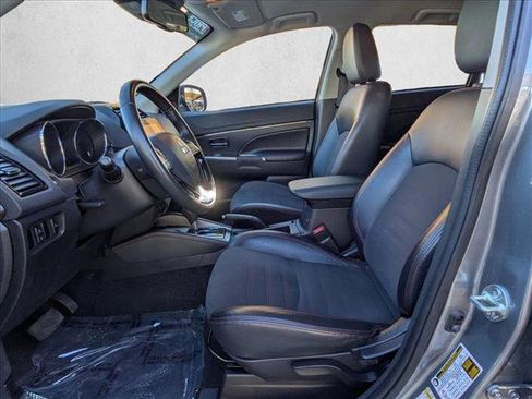 Used 2024 Mitsubishi Outlander Sport SE image 11