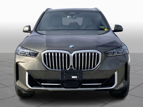 Certified 2025 BMW X5 xDrive40i w/ Climate Comfort Package image 3