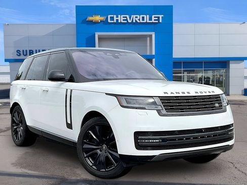 Used 2023 Land Rover Range Rover SE AWD/4WD image 2