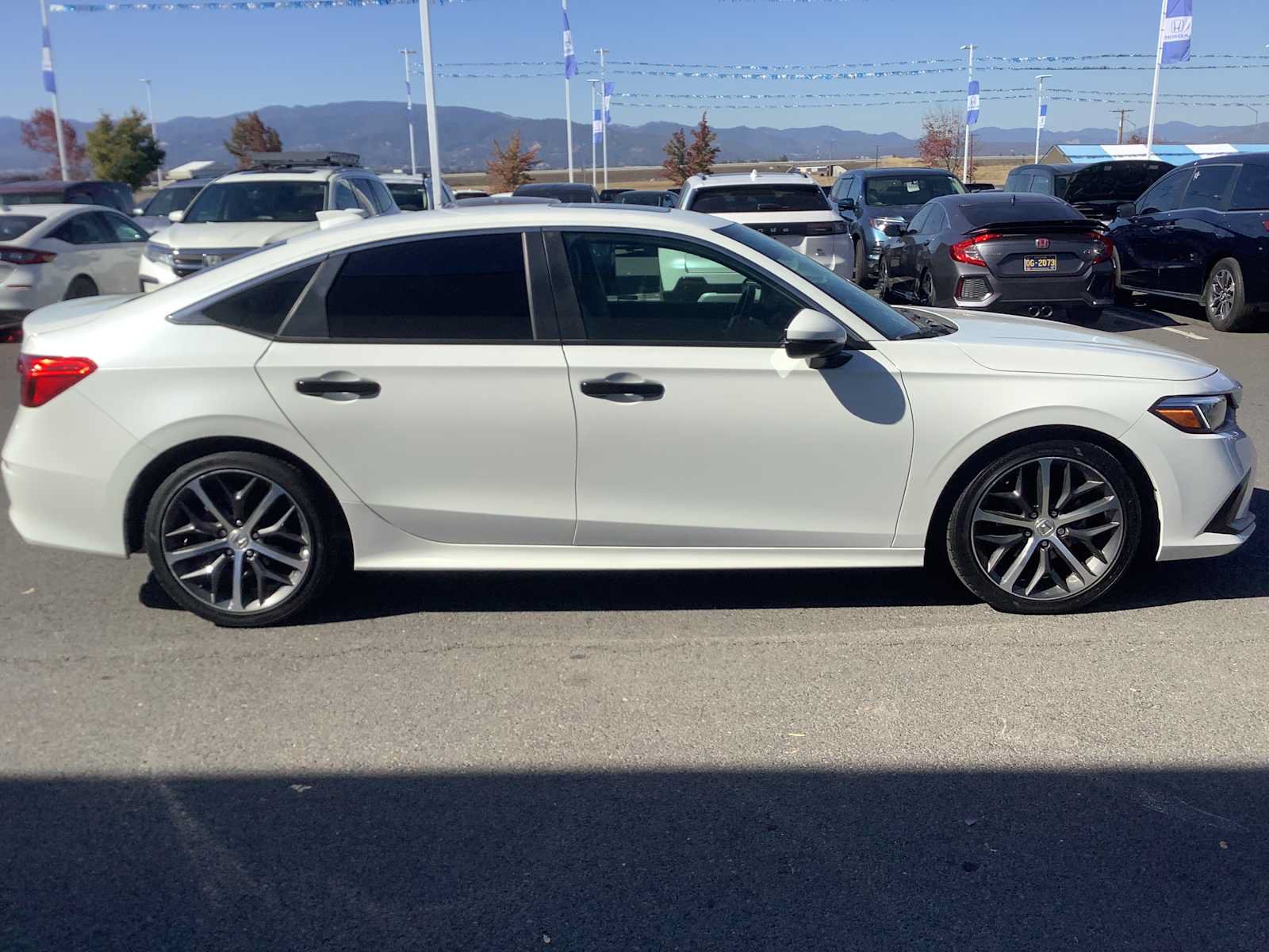 Used 2023 Honda Civic Touring image 7