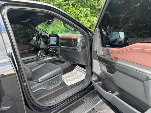 Used 2021 Ford F150 Lariat w/ Equipment Group 502A High AWD/4WD image 14