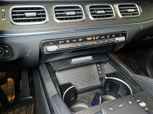 Used 2025 Mercedes-Benz GLE 350 4MATIC image 34