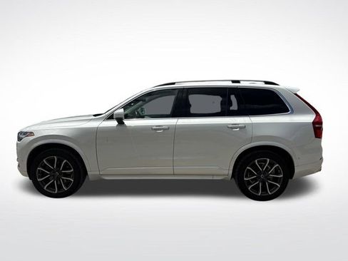 Used 2018 Volvo XC90 T5 Momentum w/ Convenience Package AWD/4WD image 4