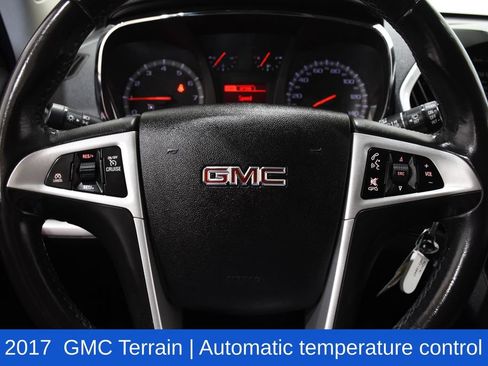 Used 2017 GMC Terrain SLT w/ Open Road Package FWD image 11