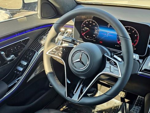New 2026 Mercedes-Benz S 580 4MATIC Sedan image 32