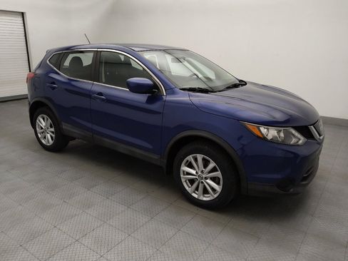 Used 2019 Nissan Rogue Sport S w/ Appearance Package AWD/4WD image 11