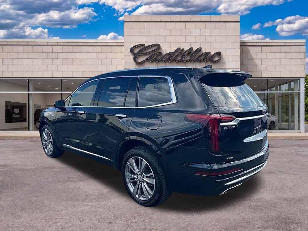 Used 2023 Cadillac XT6 Premium Luxury w/ LPO, Floor Liner Package AWD/4WD image 11