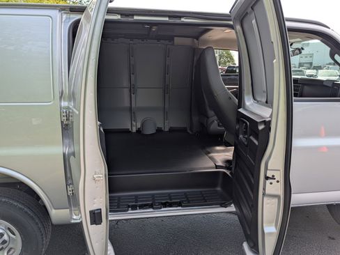 New 2026 Chevrolet Express 2500 RWD image 8