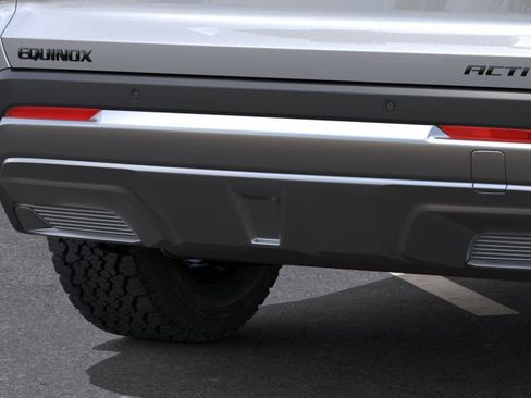 New 2026 Chevrolet Equinox ACTIV w/ Convenience Package III image 36